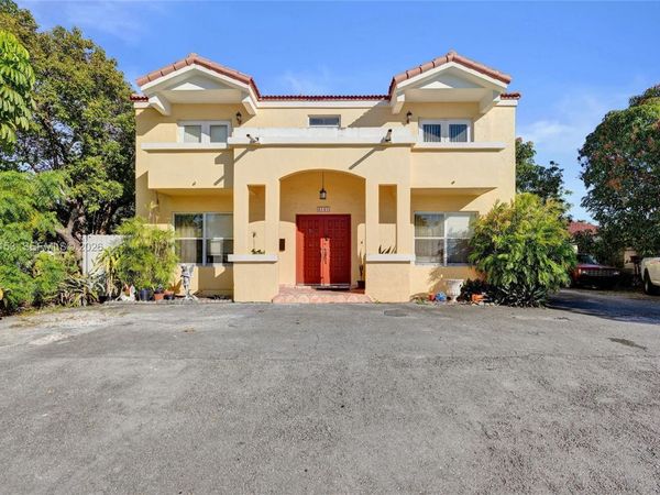 4141 W 4th Ave, Hialeah, FL 33012