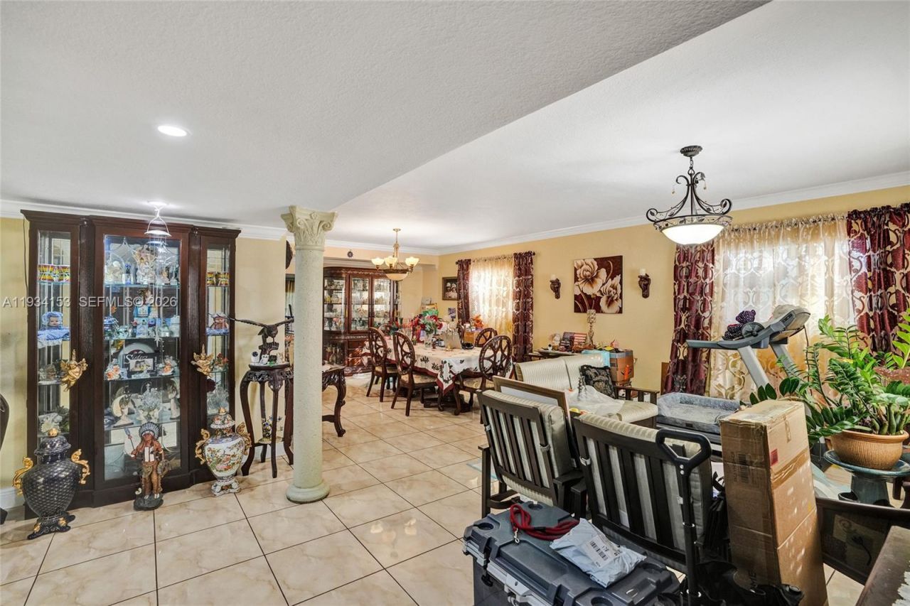 4141 W 4th Ave, Hialeah, FL 33012 Photo