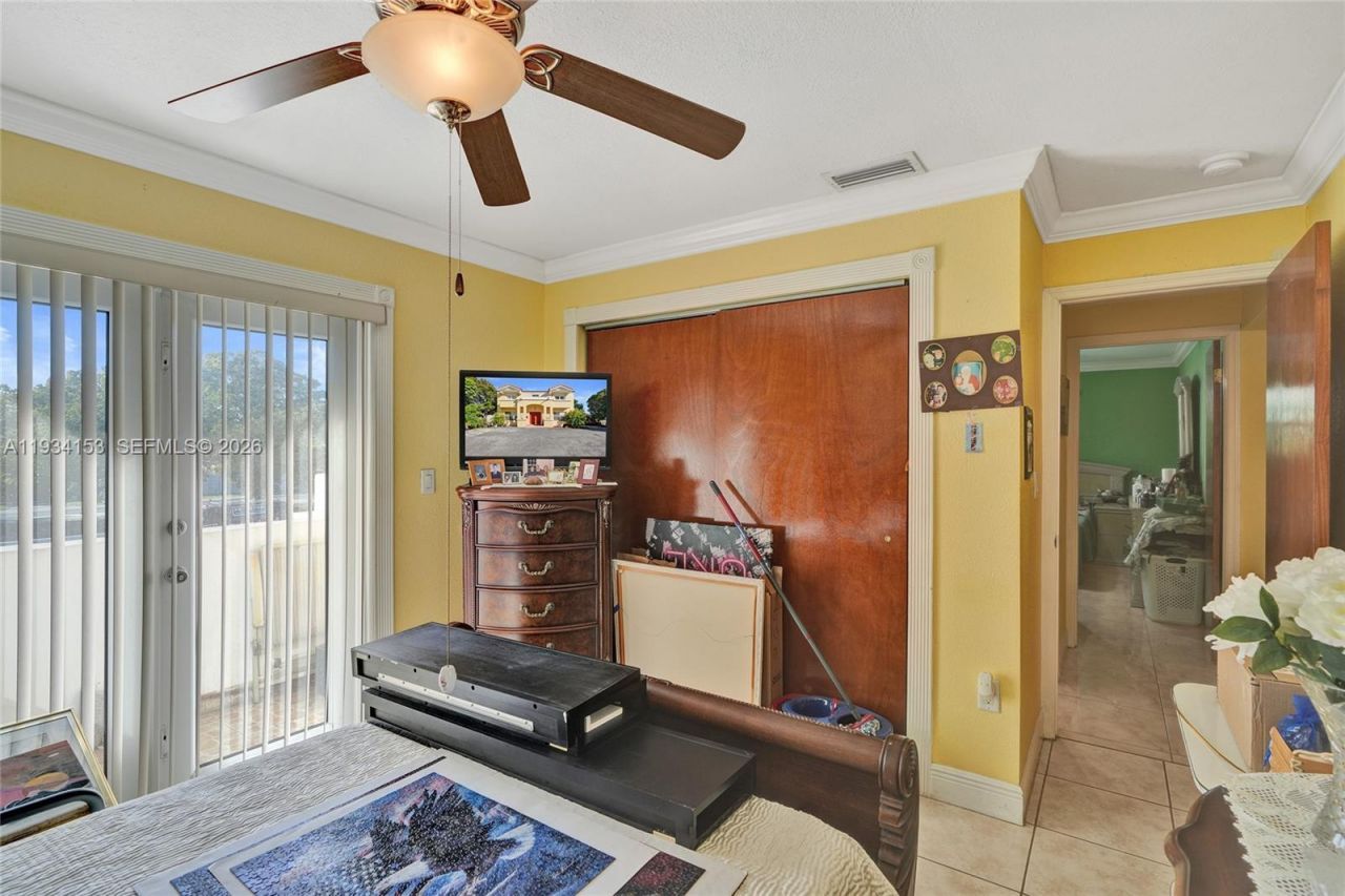4141 W 4th Ave, Hialeah, FL 33012 Photo
