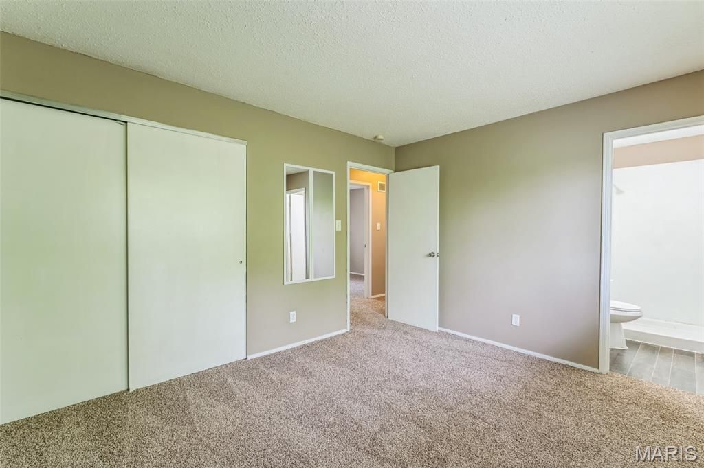 6250 Pennyrich Court, Florissant, MO 63033 Main Photo