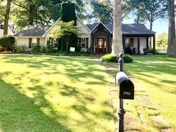 1712 Eagle, West Memphis, AR 72301