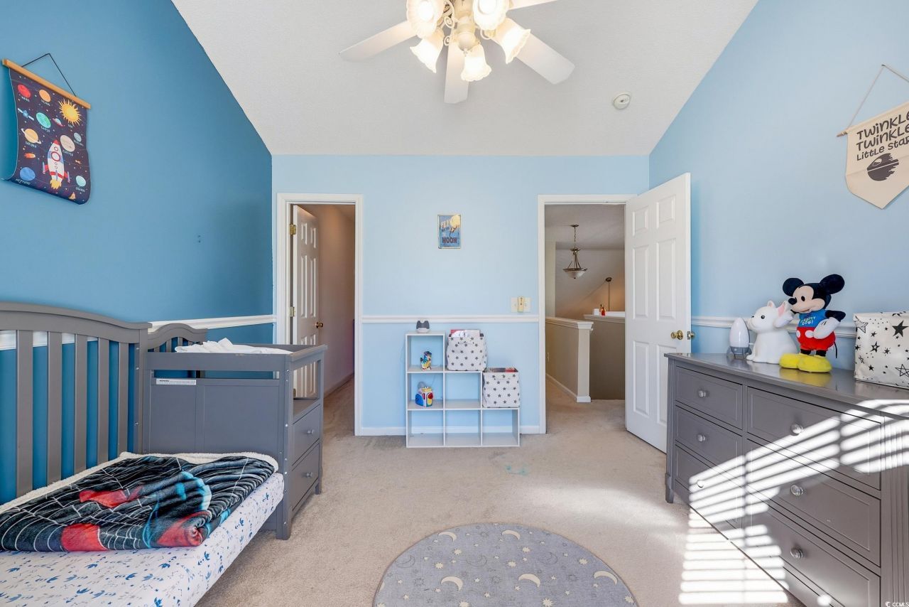 548 Uniola Dr. Photo 24