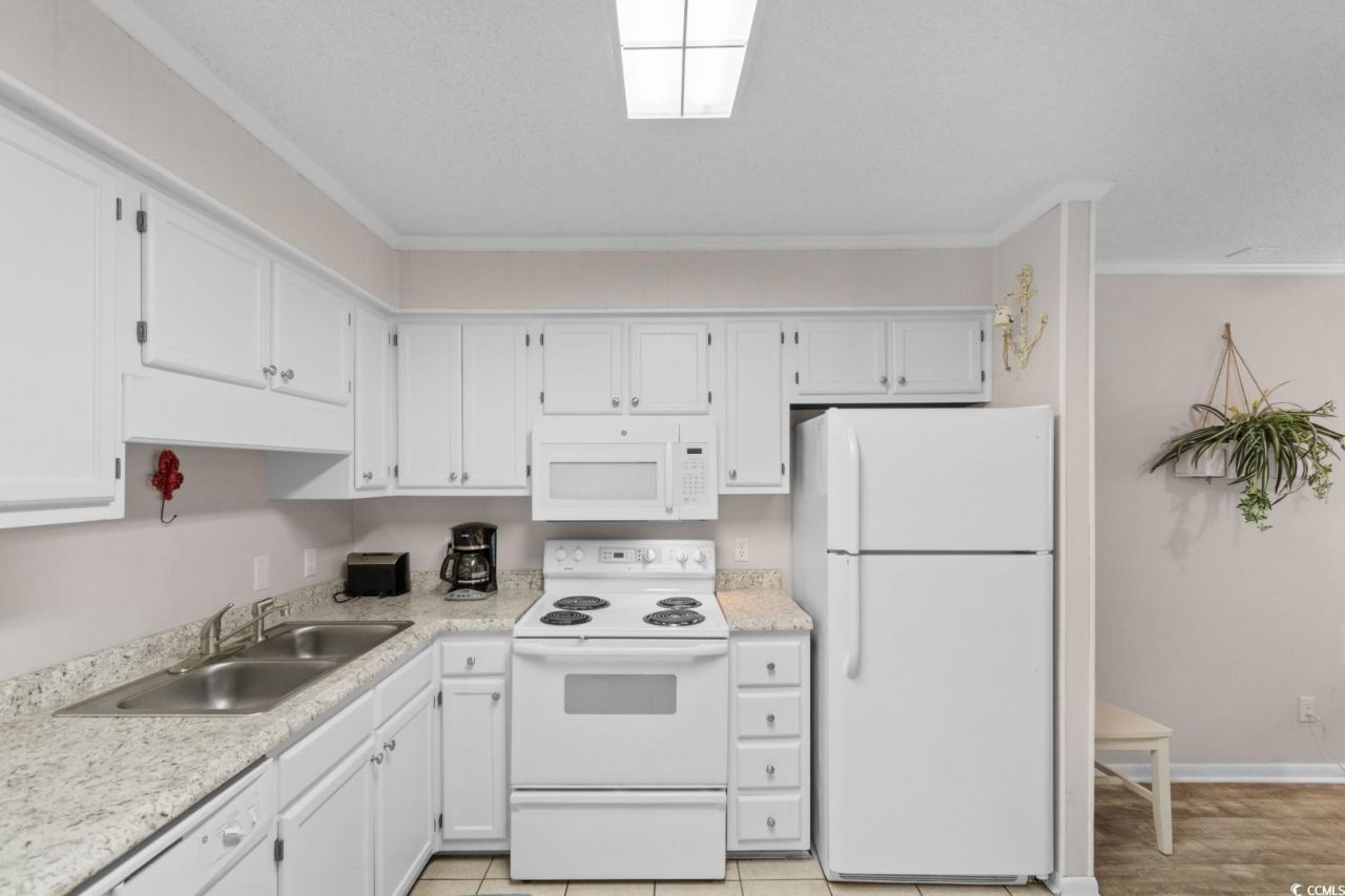 6000 N Ocean Blvd. Photo 5