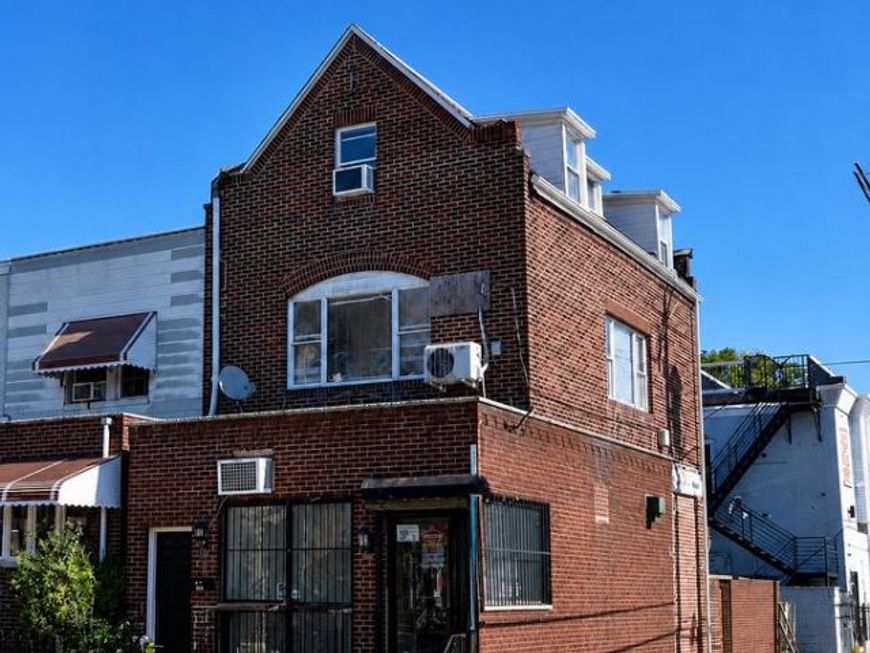 2747 S 7th Street, Philadelphia, PA 19148 Main Photo