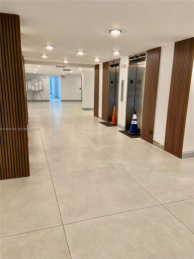 230 174th St, Unit 819, Sunny Isles Beach, FL 33160 Photo