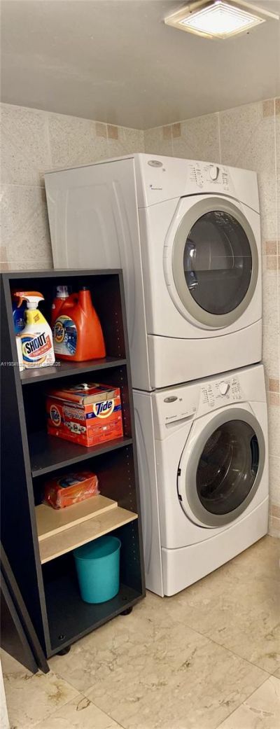 230 174th St, Unit 819, Sunny Isles Beach, FL 33160 Photo