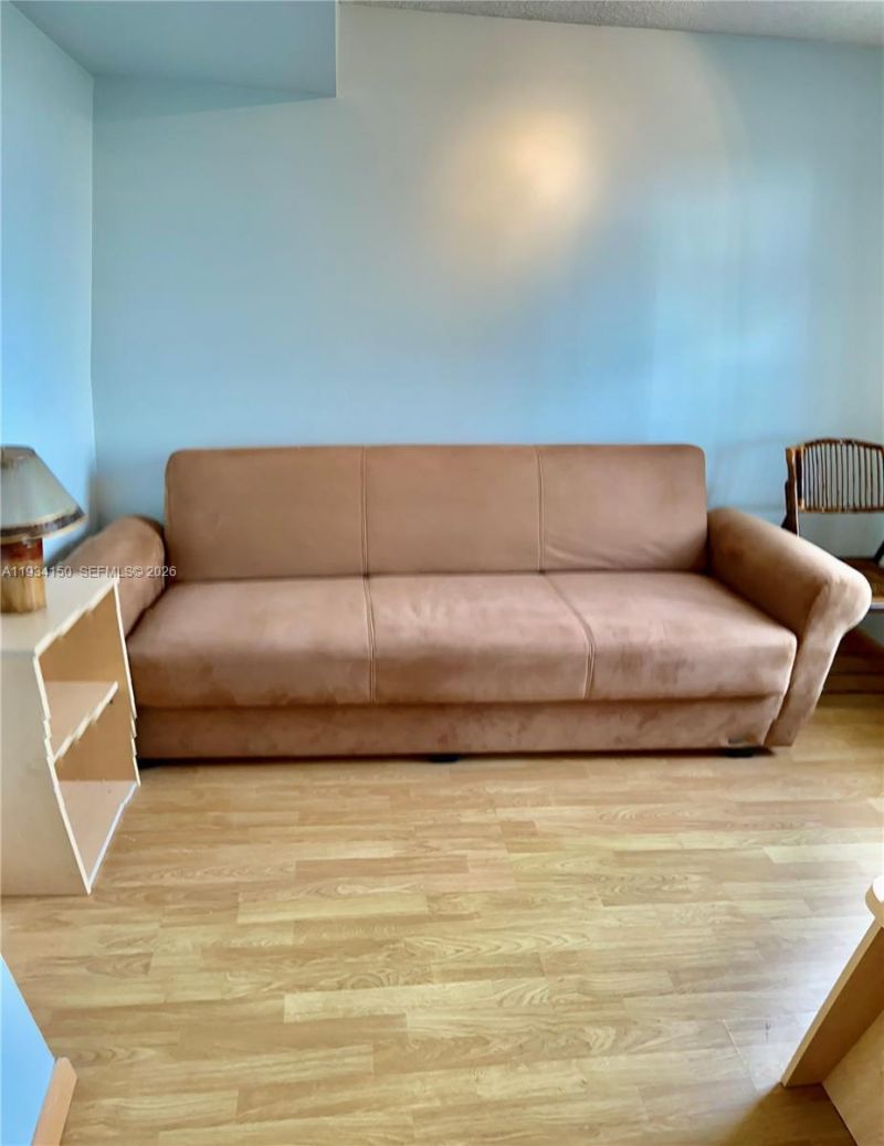 230 174th St, Unit 819, Sunny Isles Beach, FL 33160 Photo