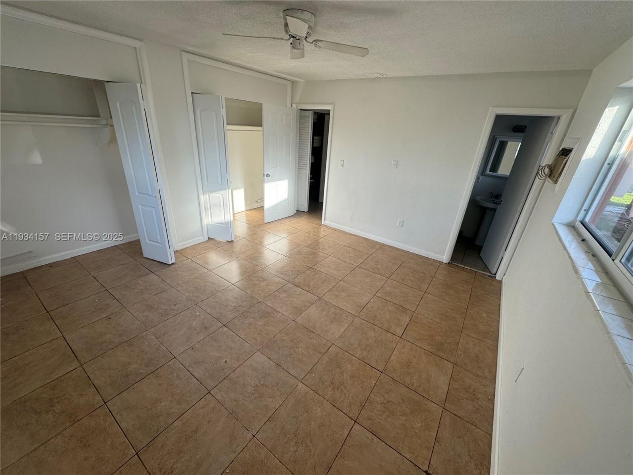 8511 NW 11th St, Pembroke Pines, FL 33024 Photo