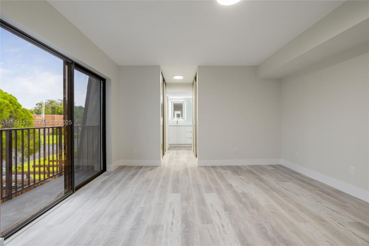 1170 SW 118th Ter, Davie, FL 33325 Photo