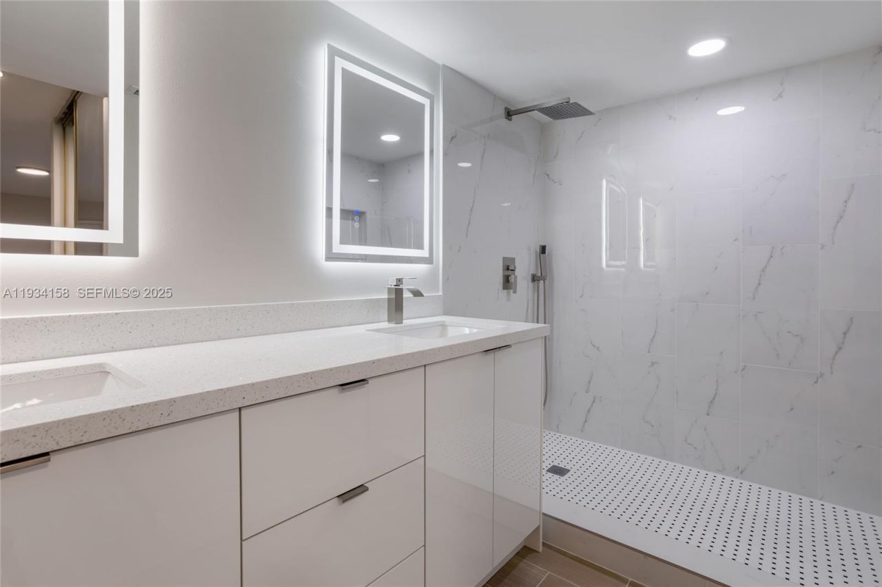 1170 SW 118th Ter, Davie, FL 33325 Photo