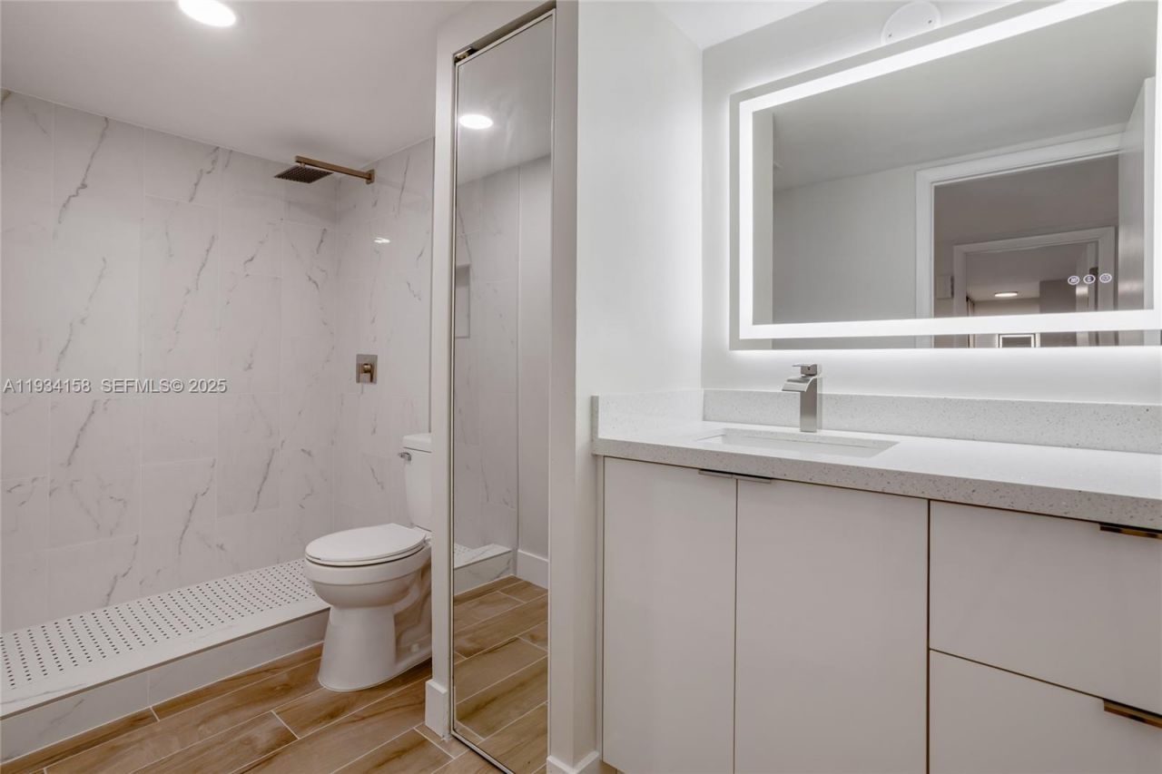 1170 SW 118th Ter, Davie, FL 33325 Photo