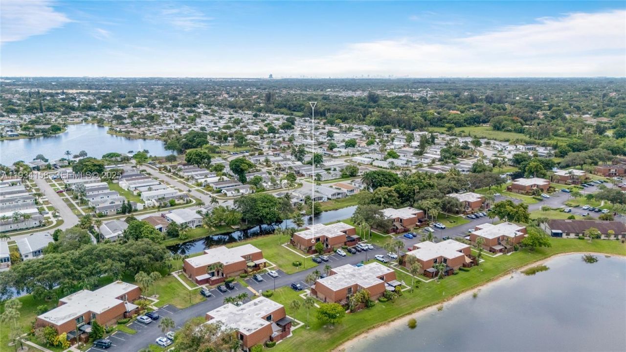 1170 SW 118th Ter, Davie, FL 33325 Photo