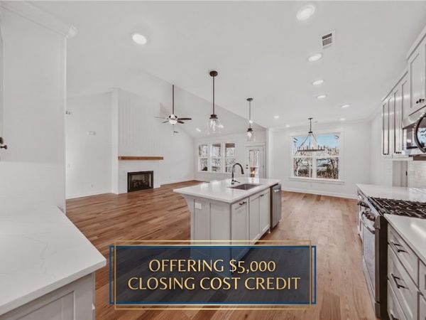 26 Smart Lane, Bella Vista, AR 72715