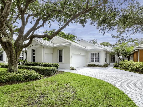 2432 SW Brookwood Lane, Palm City, FL 34990