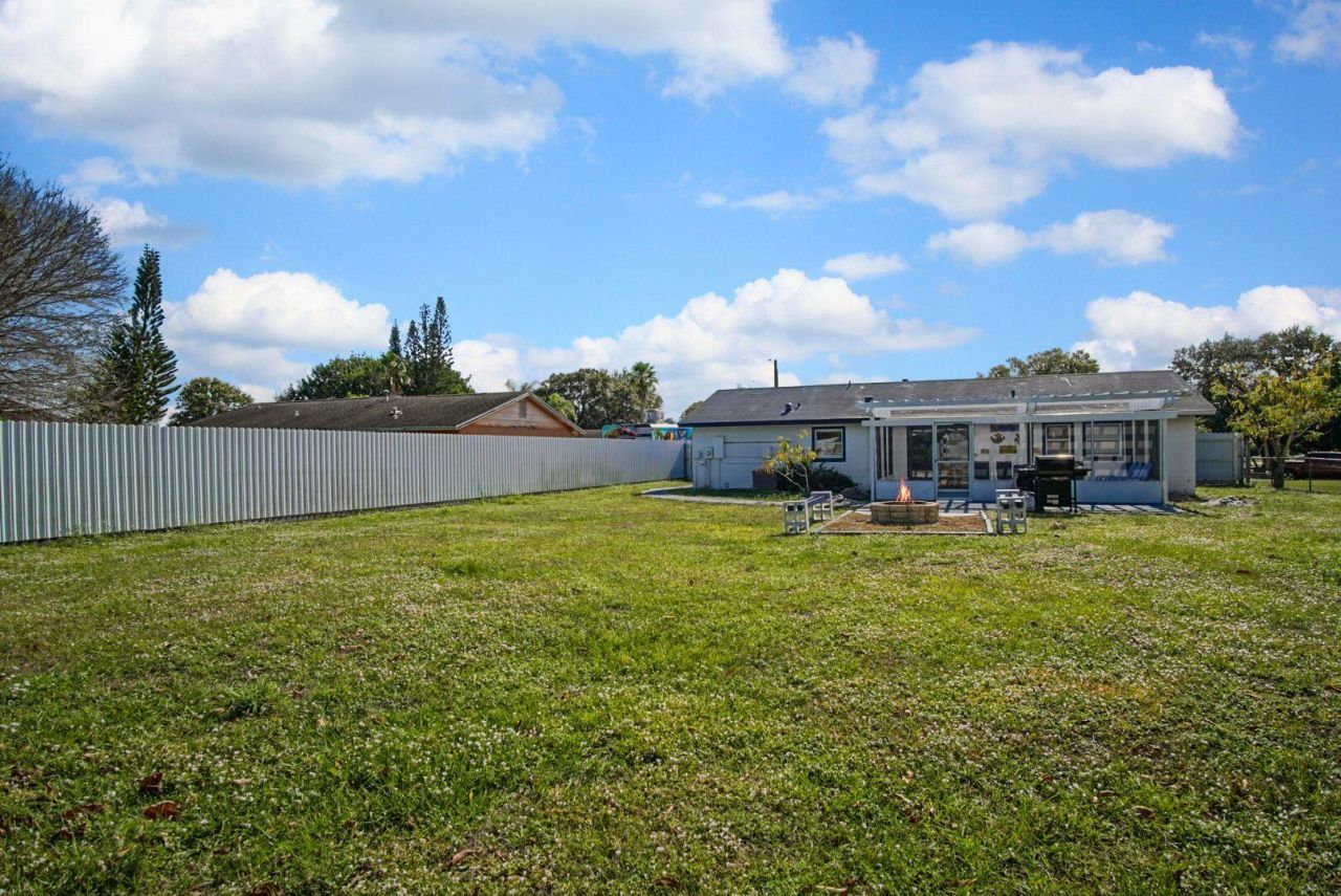 2902 Essex Drive, Fort Pierce, FL 34946 Photo