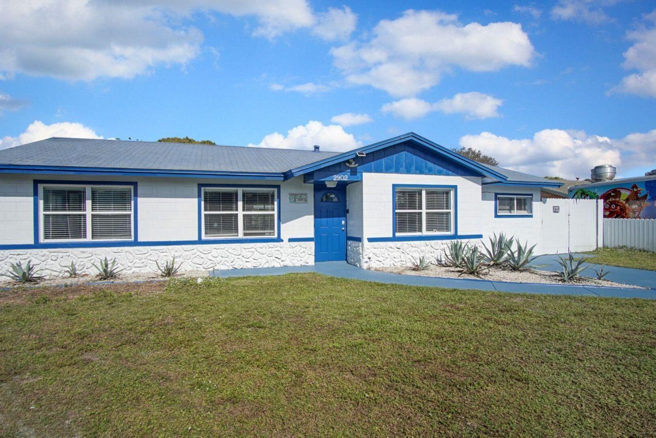 2902 Essex Drive, Fort Pierce, FL 34946 Photo