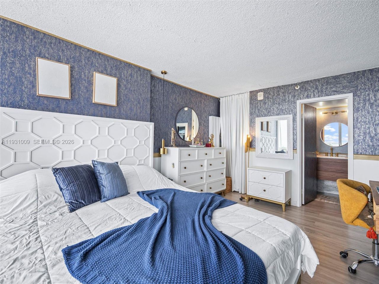 7601 E Treasure Dr, Unit 711, North Bay Village, FL 33141 Photo