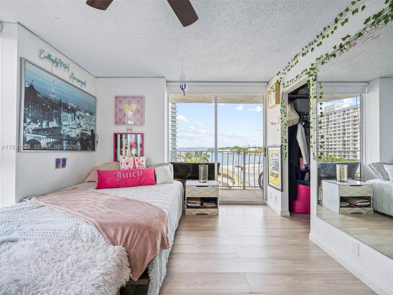 7601 E Treasure Dr, Unit 711, North Bay Village, FL 33141 Photo