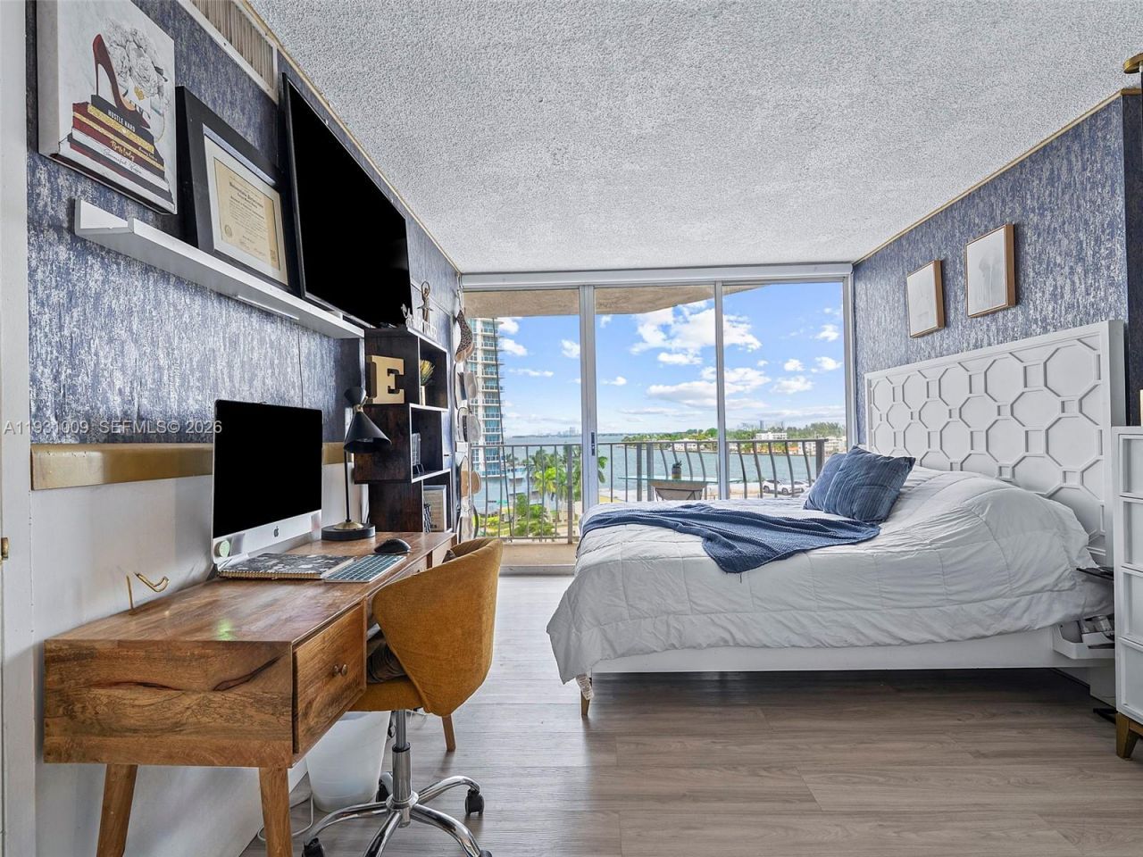 7601 E Treasure Dr, Unit 711, North Bay Village, FL 33141 Photo