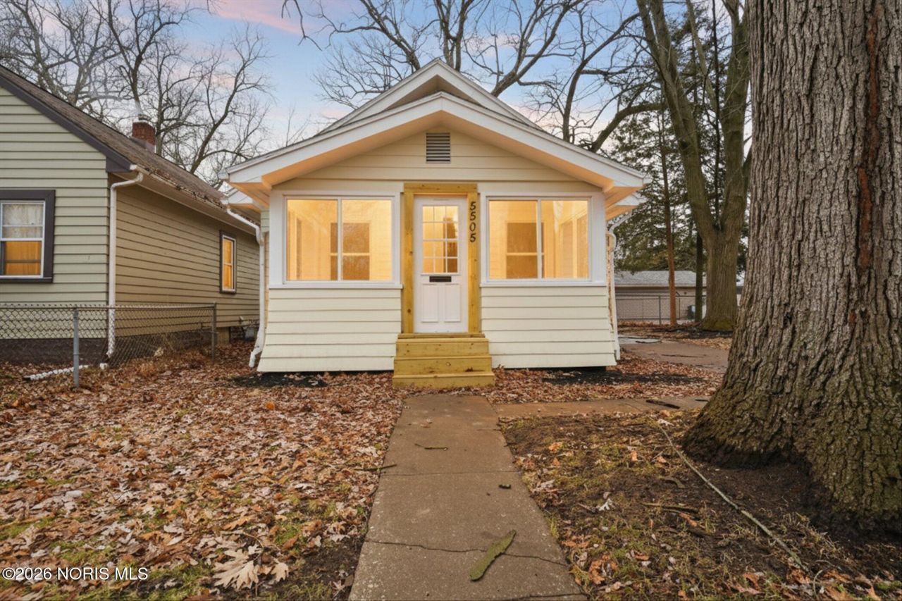 5505 Gay Street, Toledo, OH 43613 Main Photo