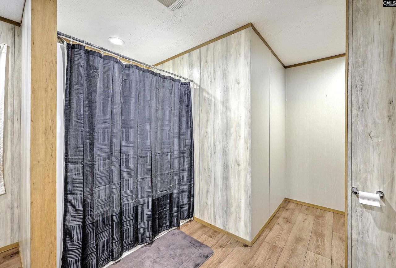 12785 Old Number Six Highway Photo 13