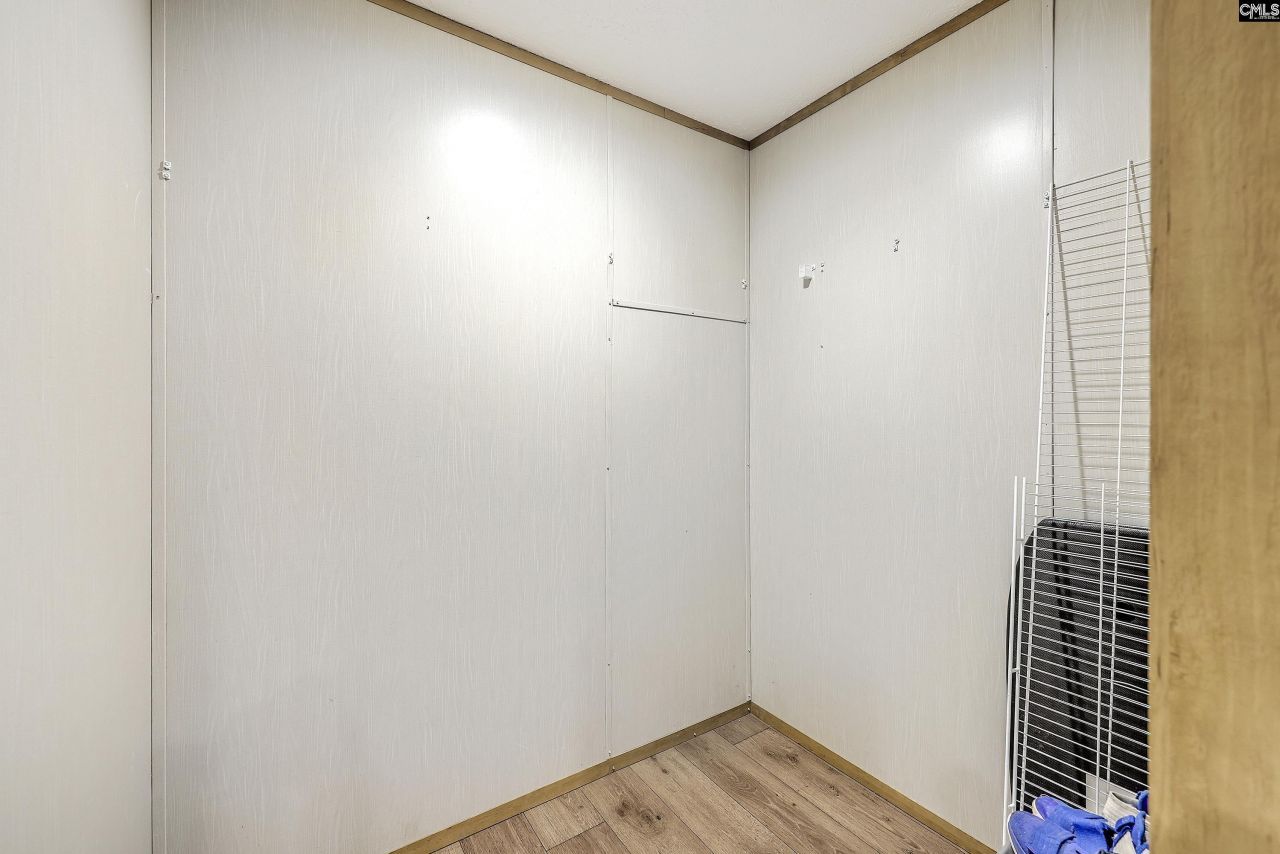 12785 Old Number Six Highway Photo 14