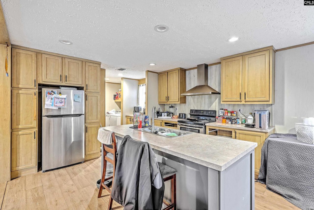 12785 Old Number Six Highway Photo 19