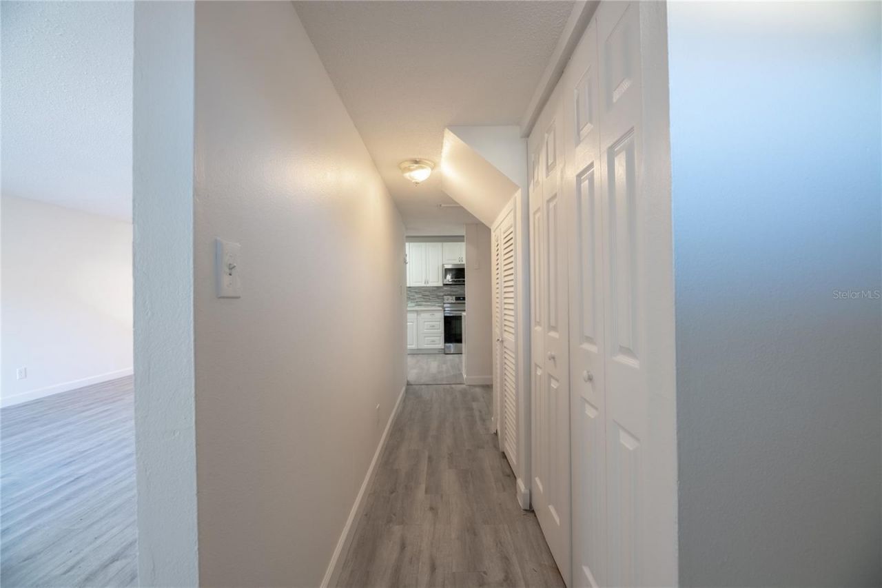 244 Amherst Avenue, Unit 16, Sarasota, FL 34232 Photo