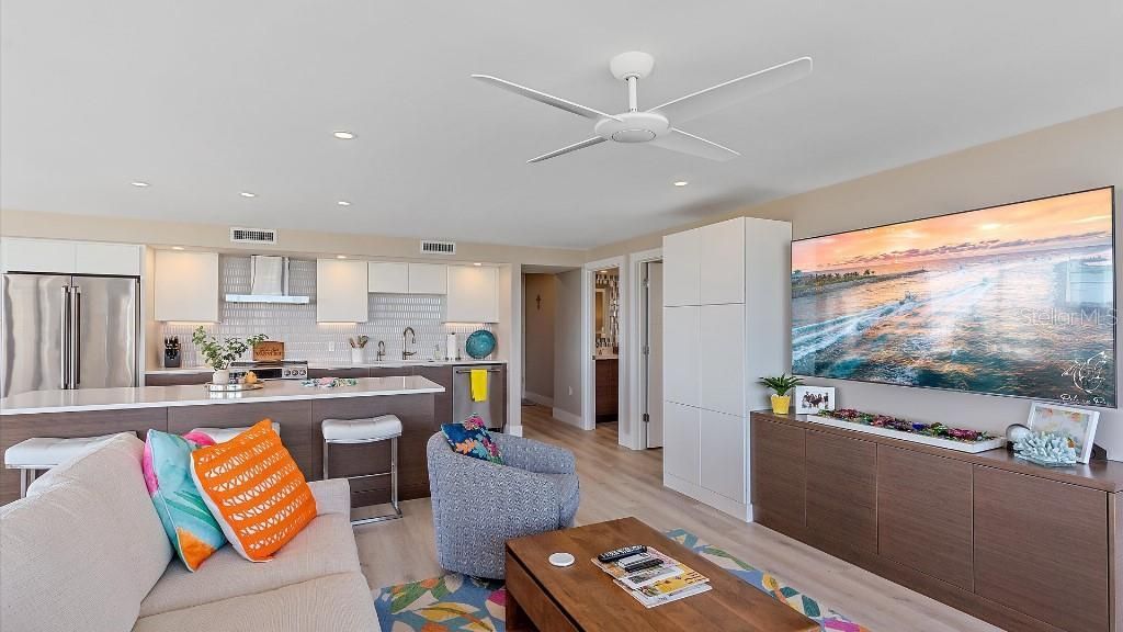 5400 Ocean Boulevard, Unit 8-04, Sarasota, FL 34242 Photo