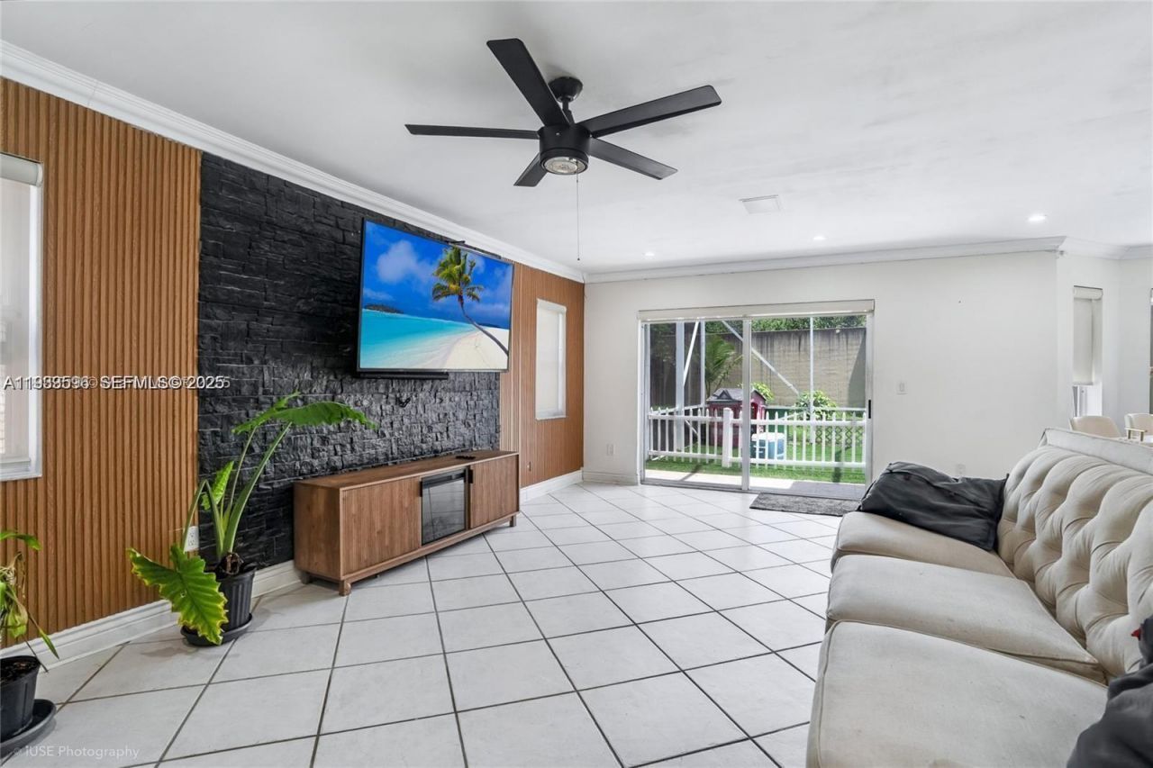 14591 Vista Verdi Rd, Unit N/A, Davie, FL 33325 Photo