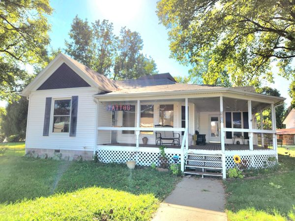 1418 Cherokee Avenue , Seneca, MO 64865