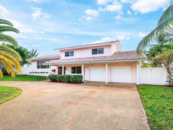 2872 NE 29th Street, Fort Lauderdale, FL 33306