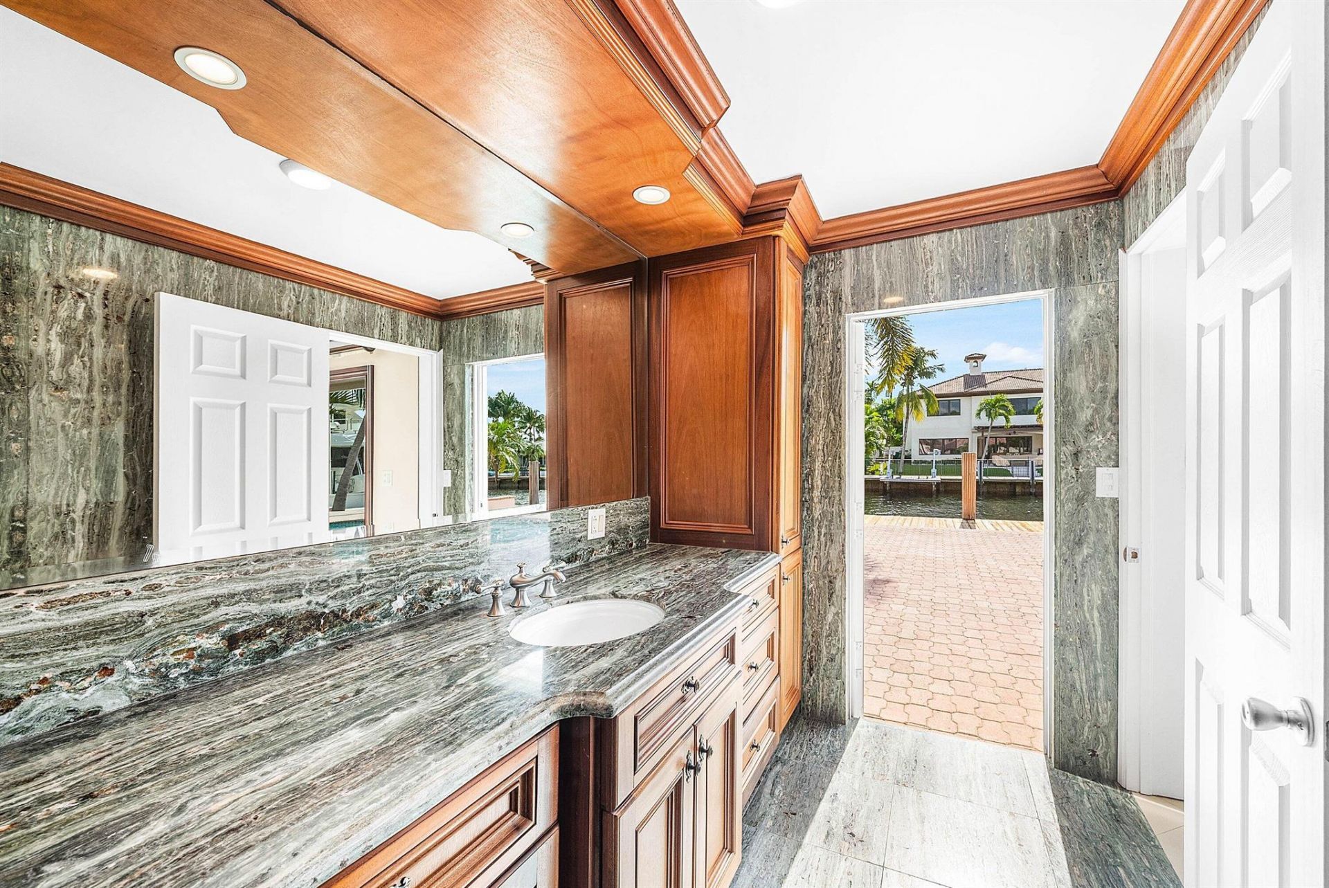 2872 NE 29th Street, Fort Lauderdale, FL 33306 Photo