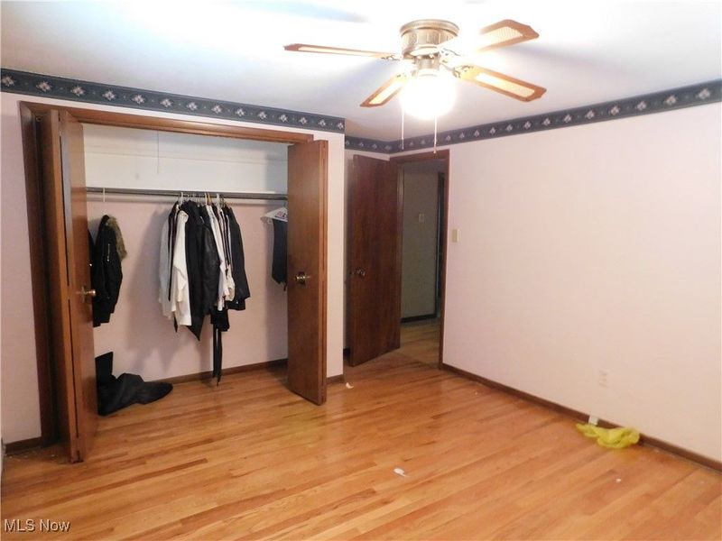 7360 N Meadowpark Drive, Bedford, OH 44146 Photo 17