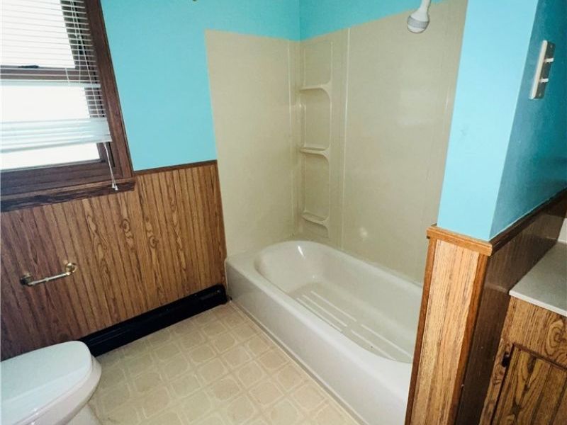 7360 N Meadowpark Drive, Walton Hills, OH 44146 Photo 23