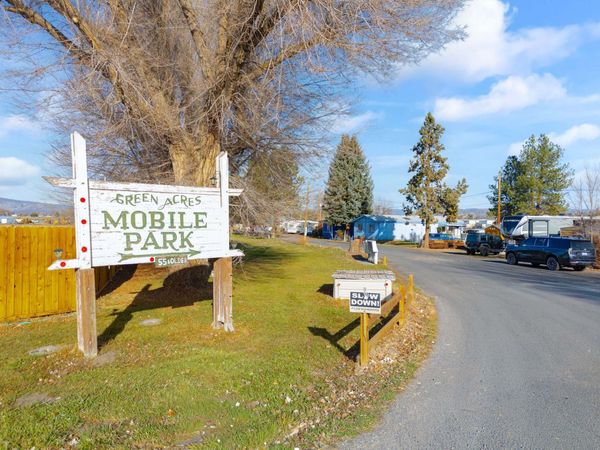 1900 NW Madras Highway, Prineville, OR 97754