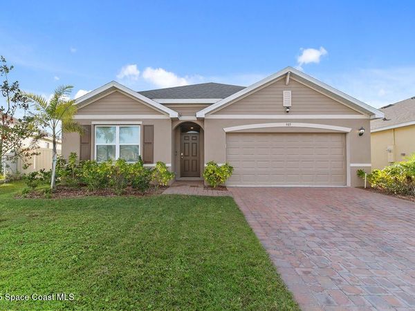 985 Dugan Circle SE, Palm Bay, FL 32909