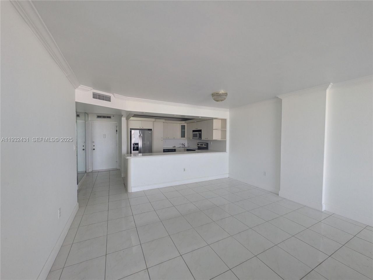 2780 NE 183rd St, Unit 1805, Aventura, FL 33160 Photo