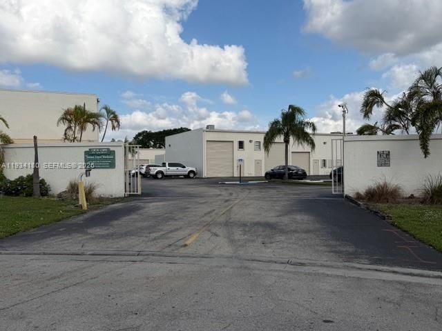 13977 SW 140th St, Unit 105, Miami, FL 33186 Photo
