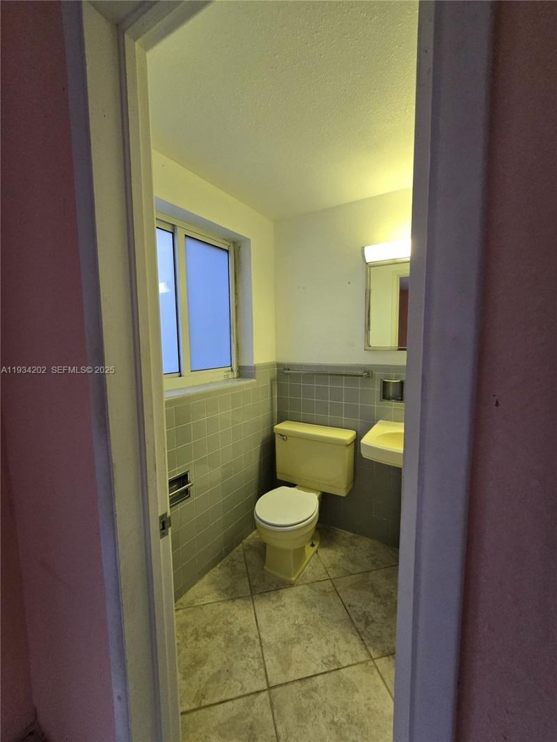 Please Call For Address, Unit B3, Pompano Beach, FL 33062 Photo