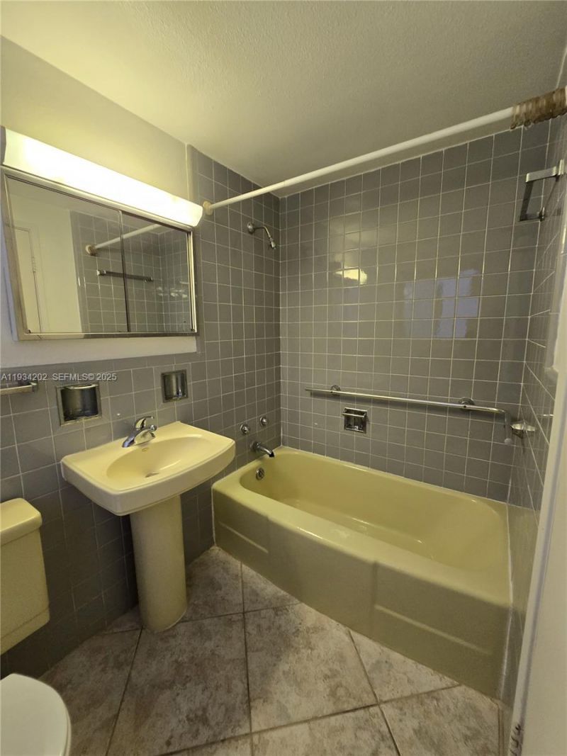 Please Call For Address, Unit B3, Pompano Beach, FL 33062 Photo