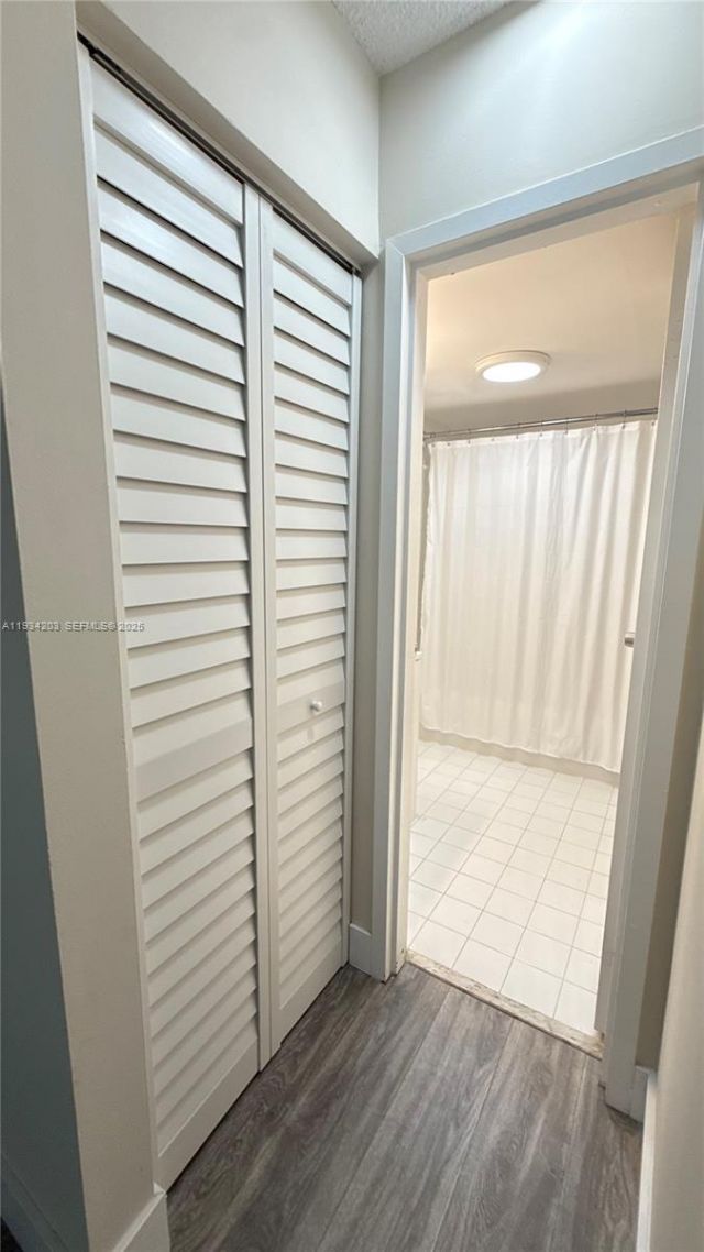 2935 NE 163rd St, Unit 3P, North Miami Beach, FL 33160 Photo