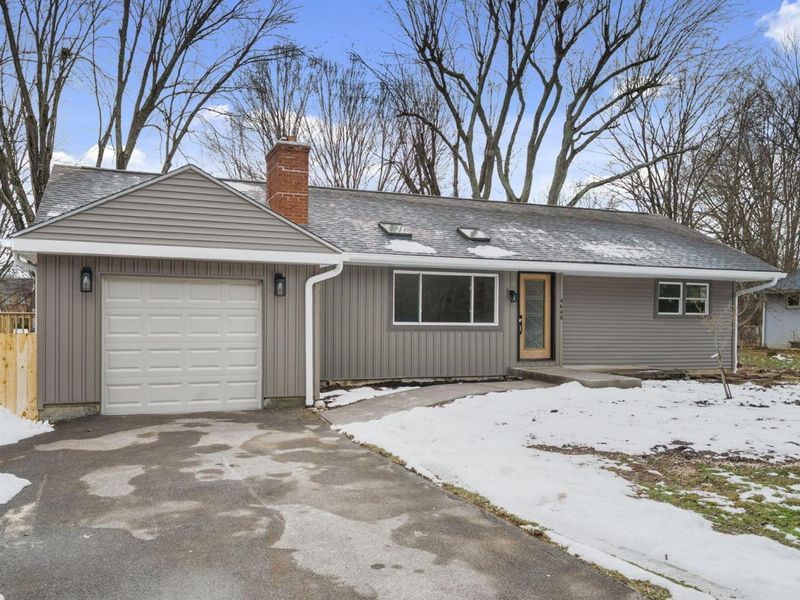 4648 E Johnstown Road, Columbus, OH 43230 Photo 4