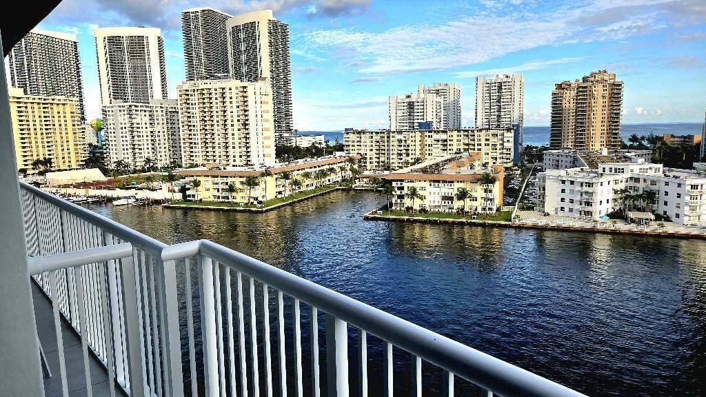 121 Golden Isles Drive, Unit 904, Hallandale Beach, FL 33009 Photo