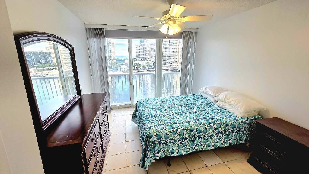 121 Golden Isles Drive, Unit 904, Hallandale Beach, FL 33009 Photo