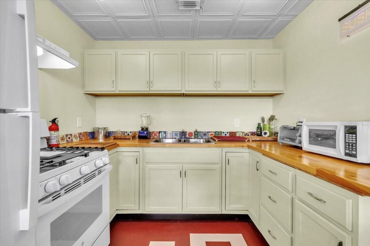 1437 Coral Ridge Drive, Punta Gorda, FL 33950 Photo