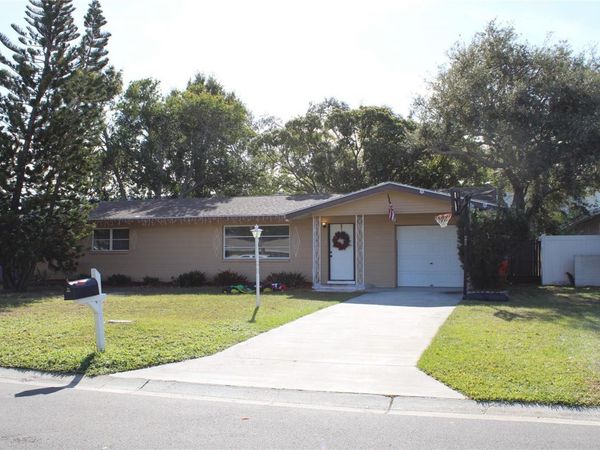 11364 79TH AVENUE, SEMINOLE, FL 33772