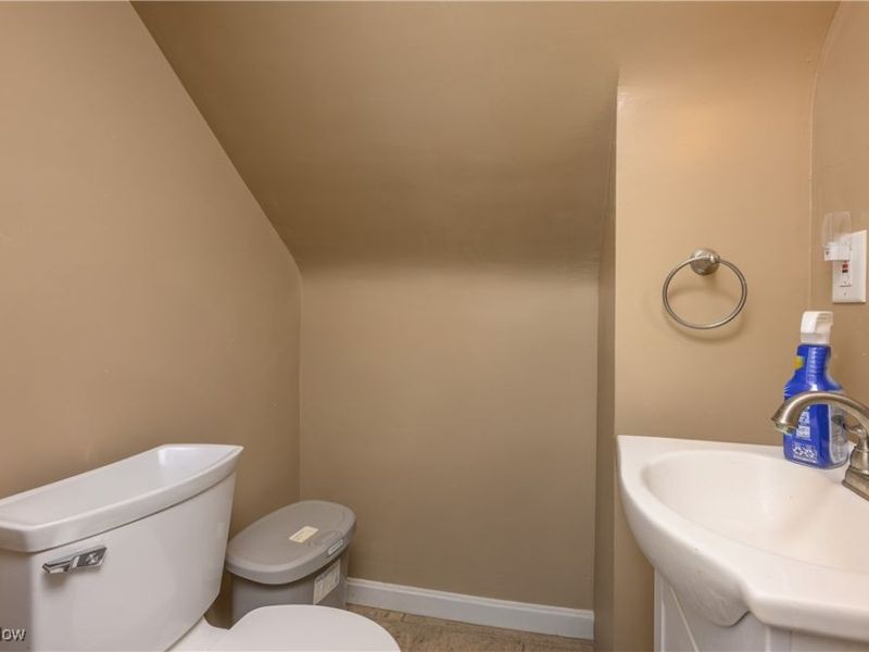 1624 34th Street NE, Canton, OH 44714 Photo 17