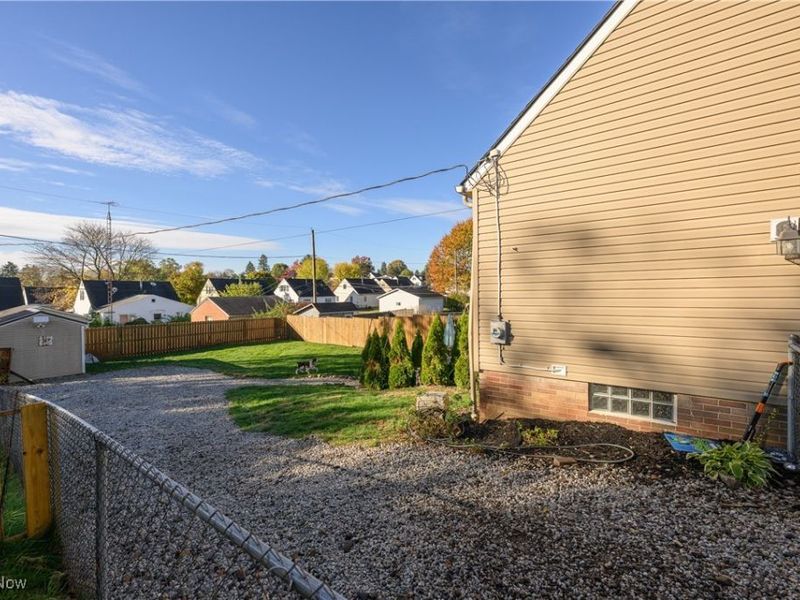 1624 34th Street NE, Canton, OH 44714 Photo 5