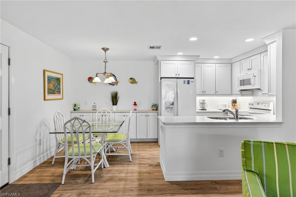 845 E Gulf Dr, Unit 542, Sanibel, FL 33957 Photo